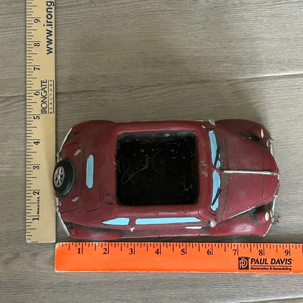 Vintage Style Volkswagen Beetle Planter - Picture 2 of 3